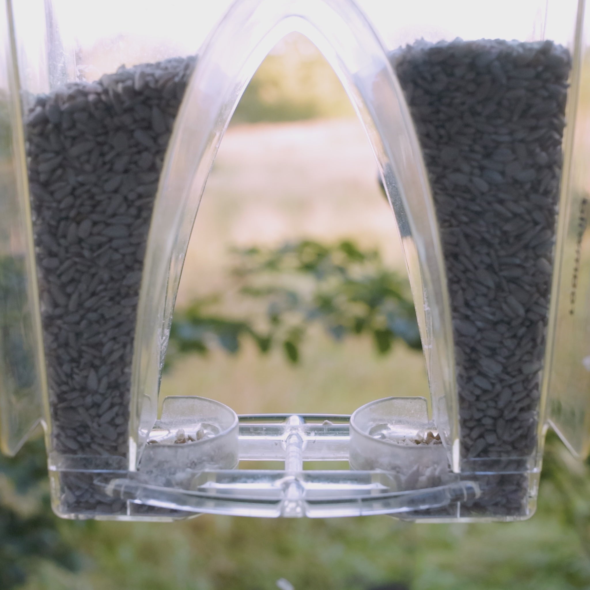 Video laden: Roamwild Arch Window Vogelvoeder